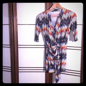 Halo Patterned Wrap Tunic